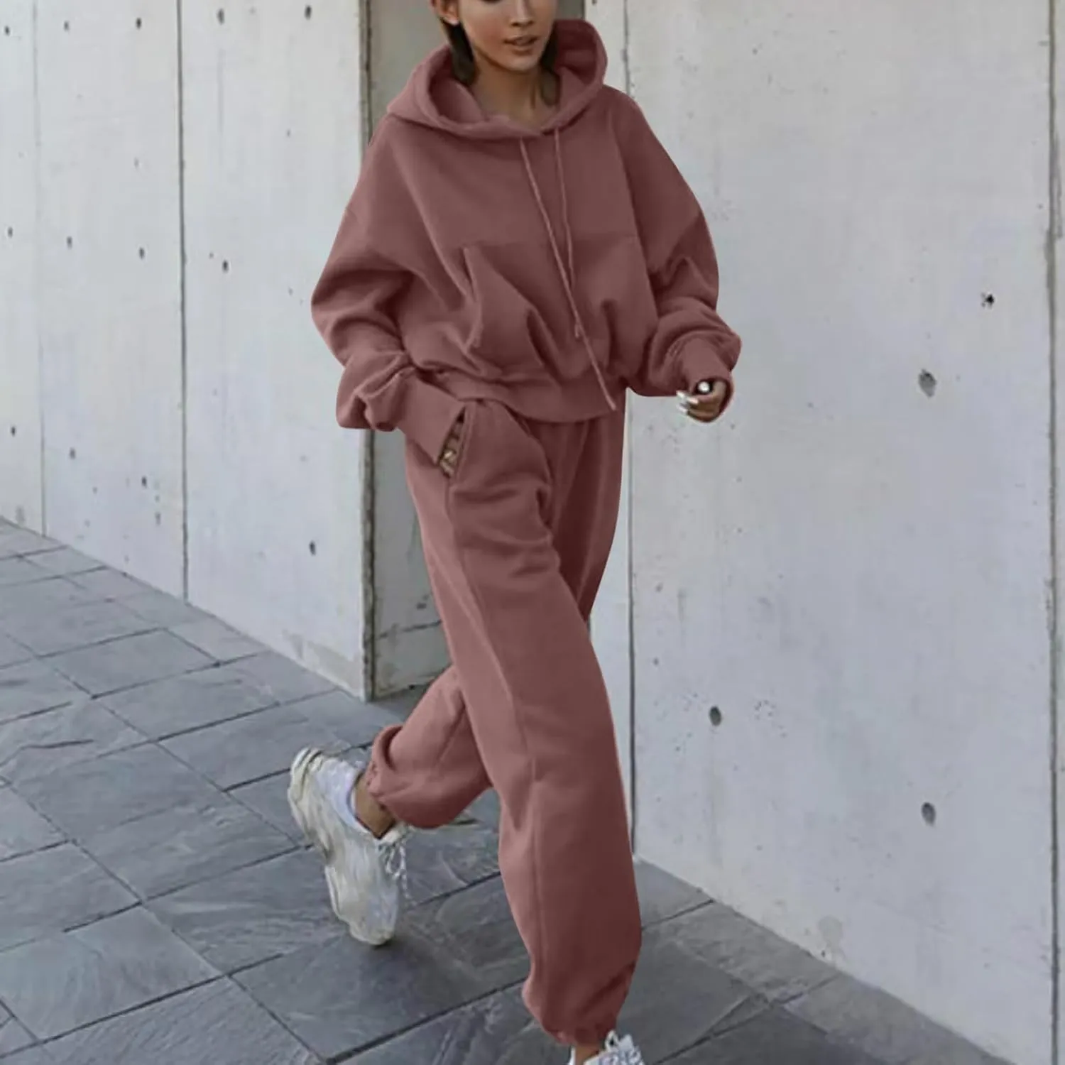Cropped Hoodies and Jogger Pants Set Women 2 Piece Fleece Lined Fall Outfits Trendy Tracksuits Comfy Sweatsuits